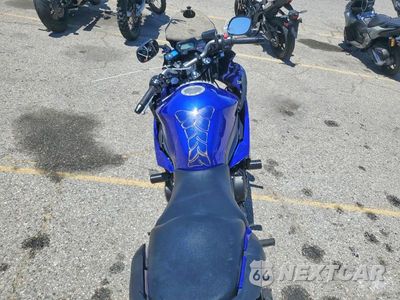 Zdjęcie 6 z 9 samochodu: 2009 YAMAHA FZ6 R VIN:JYARJ18Y29A000587 - miniatura