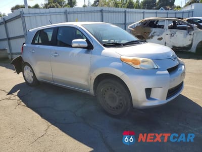 Czwarte zdjęcie samochodu z boku: 2012 SCION XD BASE VIN:JTKKU4B45C1022698 - miniatura