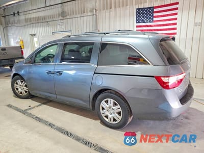 Drugie zdjęcie samochodu z przodu: 2011 HONDA ODYSSEY LX VIN:5FNRL5H21BB024815 - miniatura
