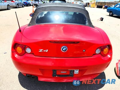 Zdjęcie 10 z 13 samochodu: 2003 BMW Z4 3.0 VIN:4USBT53463LT23560 - miniatura