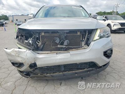 Piąte zdjęcie samochodu w środku: 2017 NISSAN PATHFINDER SV VIN:5N1DR2MN6HC619149 - miniatura