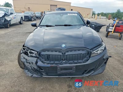 Piąte zdjęcie samochodu w środku: 2024 BMW 330E VIN:3MW39FF03R8E09509 - miniatura