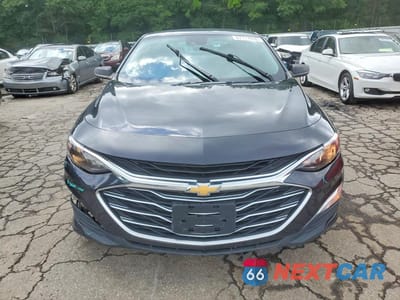 Piąte zdjęcie samochodu w środku: 2023 CHEVROLET MALIBU LS VIN:1G1ZB5ST8PF114009 - miniatura