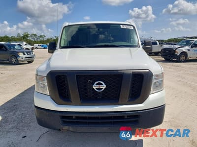 Piąte zdjęcie samochodu w środku: 2020 NISSAN NV 2500 HD SV VIN:1N6BF0KY6LN808660 - miniatura