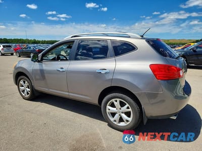 Drugie zdjęcie samochodu z przodu: 2010 NISSAN ROGUE S VIN:JN8AS5MV8AW112923 - miniatura