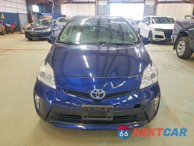 Piąte zdjęcie samochodu w środku: 2014 TOYOTA PRIUS TWO VIN:JTDKN3DU5E0387239 - miniatura