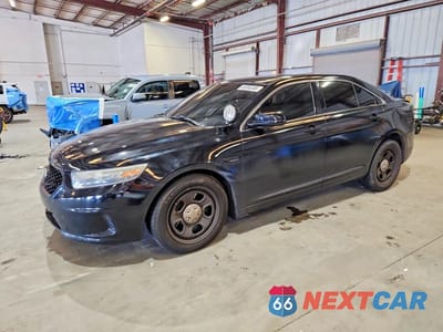 2015 FORD TAURUS POLICE INTERCEPTOR 1FAHP2L88FG154134 - główne zdjęcie licytacji z USA - miniatura