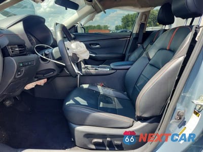 Zdjęcie 7 z 13 samochodu: 2025 NISSAN SENTRA SR VIN:3N1AB8DV9SY366621 - miniatura