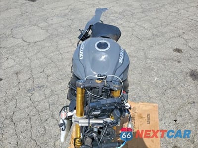 Piąte zdjęcie samochodu w środku: 2025 SUZUKI GSX-R750 VIN:JS1GR7MA2S7100265 - miniatura