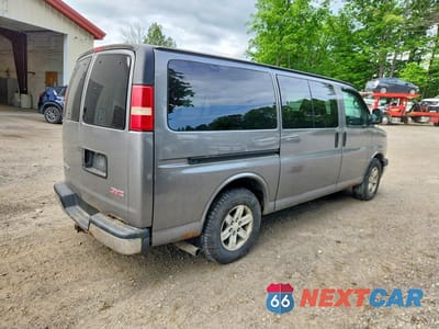 Trzecie zdjęcie samochodu z tyłu: 2012 GMC SAVANA G1500 LT VIN:1GKS8CF49C1118886 - miniatura