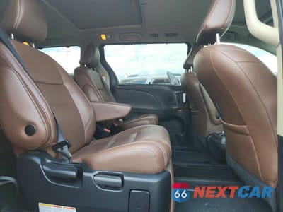 Zdjęcie 11 z 13 samochodu: 2019 TOYOTA SIENNA LIMITED 7-PASSENGER VIN:5TDYZ3DC1KS999095 - miniatura