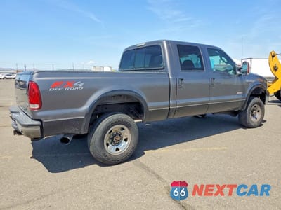 Trzecie zdjęcie samochodu z tyłu: 2006 FORD F350 SRW SUPER DUTY VIN:1FTWW31P06ED49693 - miniatura