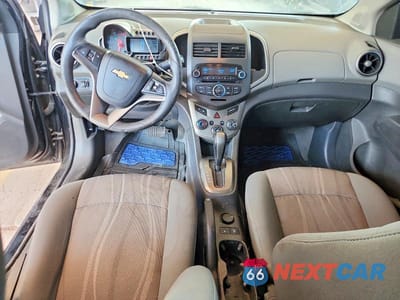 Zdjęcie 8 z 12 samochodu: 2012 CHEVROLET SONIC LT VIN:1G1JC5SB7C4207501 - miniatura