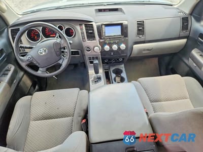 Zdjęcie 8 z 12 samochodu: 2011 TOYOTA TUNDRA DOUBLE CAB SR5 VIN:5TFUY5F13BX204647 - miniatura