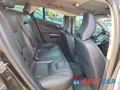 Zdjęcie 10 z 13 samochodu: 2015 VOLVO V60 PREMIER VIN:YV140MEKXF1267873 - miniatura