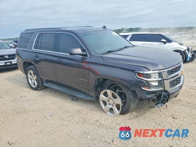 Czwarte zdjęcie samochodu z boku: 2016 CHEVROLET TAHOE K1500 LT VIN:1GNSKBKC2GR155846 - miniatura