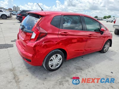 Trzecie zdjęcie samochodu z tyłu: 2019 HONDA FIT LX VIN:3HGGK5H43KM702327 - miniatura