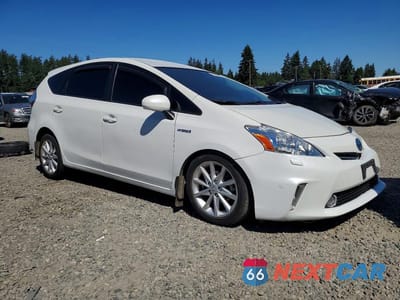 Czwarte zdjęcie samochodu z boku: 2014 TOYOTA PRIUS V FIVE VIN:JTDZN3EU6E3296234 - miniatura