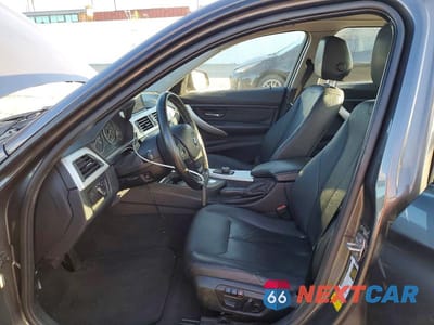 Zdjęcie 7 z 12 samochodu: 2013 BMW 328 I VIN:WBA3A5C58DF358171 - miniatura
