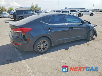 Trzecie zdjęcie samochodu z tyłu: 2018 HYUNDAI ELANTRA VIN:5NPD84LF2JH401930 - miniatura
