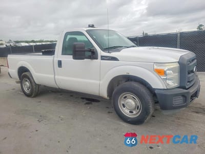 Czwarte zdjęcie samochodu z boku: 2013 FORD F250 SUPER DUTY VIN:1FTBF2A62DEA64782 - miniatura