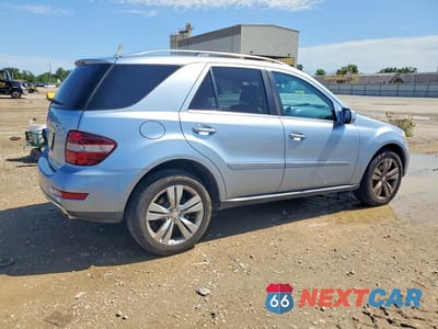Trzecie zdjęcie samochodu z tyłu: 2010 MERCEDES-BENZ ML 350 VIN:4JGBB5GB4AA536450 - miniatura