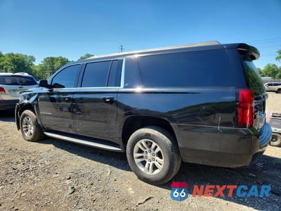 Drugie zdjęcie samochodu z przodu: 2019 CHEVROLET SUBURBAN K1500 LT VIN:1GNSKHKC2KR124544 - miniatura