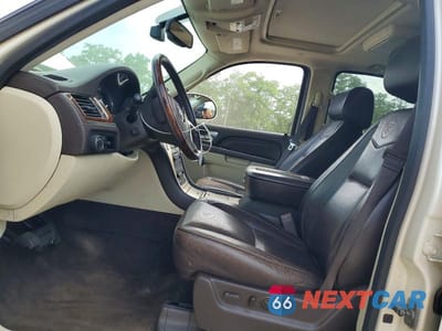 Zdjęcie 7 z 13 samochodu: 2013 CADILLAC ESCALADE PLATINUM VIN:1GYS4DEF9DR320530 - miniatura