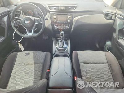 Zdjęcie 8 z 12 samochodu: 2018 NISSAN ROGUE SPORT SV VIN:JN1BJ1CP3JW187692 - miniatura