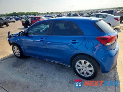 Drugie zdjęcie samochodu z przodu: 2022 KIA RIO S VIN:3KPA25AD8NE506459 - miniatura