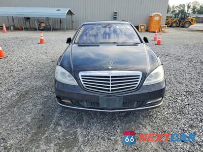 Piąte zdjęcie samochodu w środku: 2012 MERCEDES-BENZ S 550 VIN:WDDNG7DBXCA432069 - miniatura