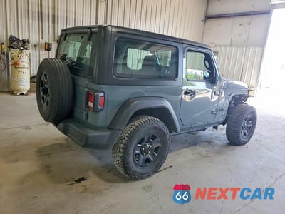 Trzecie zdjęcie samochodu z tyłu: 2025 JEEP WRANGLER SPORT VIN:1C4PJXAN4SW522628 - miniatura