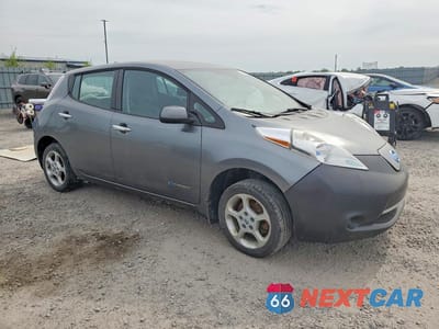 Czwarte zdjęcie samochodu z boku: 2014 NISSAN LEAF S VIN:1N4AZ0CP7EC330569 - miniatura