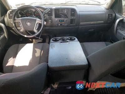 Zdjęcie 8 z 13 samochodu: 2011 GMC SIERRA K1500 SLE VIN:3GTP2VE31BG331659 - miniatura