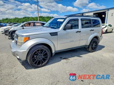 2008 DODGE NITRO SXT 1D8GU28K28W270877 - główne zdjęcie licytacji z USA - miniatura