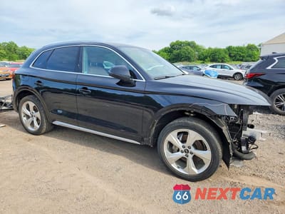 Czwarte zdjęcie samochodu z boku: 2021 AUDI Q5 PREMIUM PLUS VIN:WA1BAAFY0M2015398 - miniatura