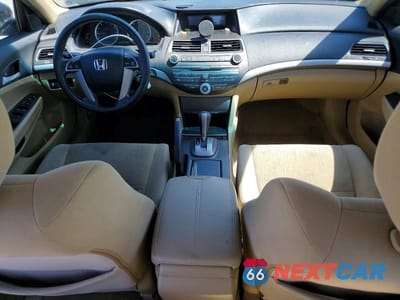 Zdjęcie 8 z 12 samochodu: 2011 HONDA ACCORD LXP VIN:1HGCP2F42BA037418 - miniatura