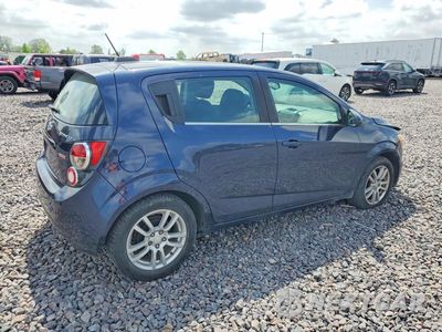 Trzecie zdjęcie samochodu z tyłu: 2016 CHEVROLET SONIC LT VIN:1G1JC6SBXG4123930 - miniatura