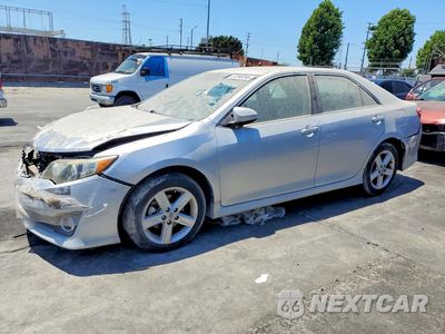 2014 TOYOTA CAMRY SE 4T1BF1FK6EU816518 - główne zdjęcie licytacji z USA - miniatura