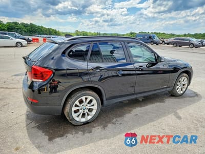 Trzecie zdjęcie samochodu z tyłu: 2014 BMW X1 XDRIVE28I VIN:WBAVL1C5XEVY23553 - miniatura