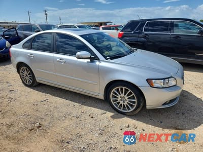 Czwarte zdjęcie samochodu z boku: 2009 VOLVO S40 2.4I VIN:YV1MS382092462783 - miniatura