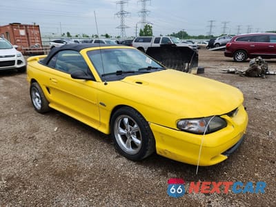 Czwarte zdjęcie samochodu z boku: 1998 FORD MUSTANG GT VIN:1FAFP45X1WF240463 - miniatura