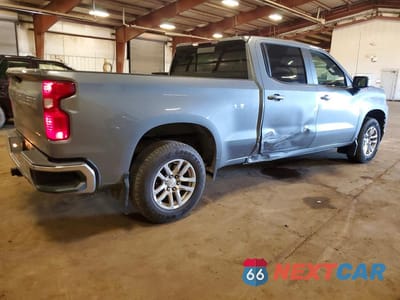 Trzecie zdjęcie samochodu z tyłu: 2019 CHEVROLET SILVERADO K1500 LT VIN:1GCUYDED2KZ245720 - miniatura