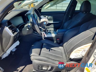 Zdjęcie 7 z 12 samochodu: 2019 BMW 330I VIN:WBA5R1C54KAK06621 - miniatura