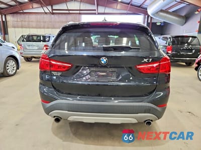 Zdjęcie 6 z 12 samochodu: 2018 BMW X1 XDRIVE28I VIN:WBXHT3C36J5K28366 - miniatura
