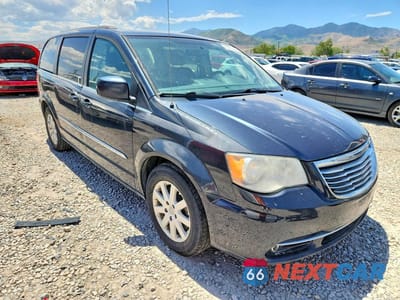 Czwarte zdjęcie samochodu z boku: 2014 CHRYSLER TOWN & COUNTRY TOURING VIN:2C4RC1BG0ER383174 - miniatura