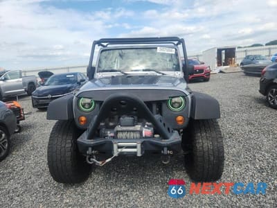 Piąte zdjęcie samochodu w środku: 2013 JEEP WRANGLER UNLIMITED SPORT VIN:1C4BJWDG0DL630251 - miniatura