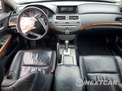 Zdjęcie 8 z 13 samochodu: 2012 HONDA ACCORD EXL VIN:1HGCP2F86CA136635 - miniatura
