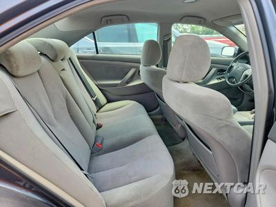 Zdjęcie 10 z 12 samochodu: 2010 TOYOTA CAMRY LE VIN:4T1BF3EK1AU062757 - miniatura