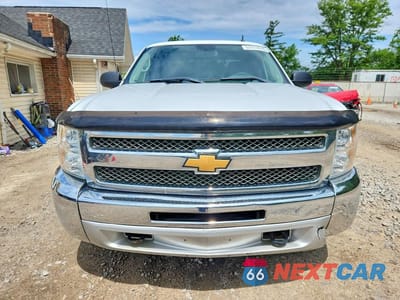 Piąte zdjęcie samochodu w środku: 2013 CHEVROLET SILVERADO K1500 LT VIN:1GCRKSE76DZ151736 - miniatura